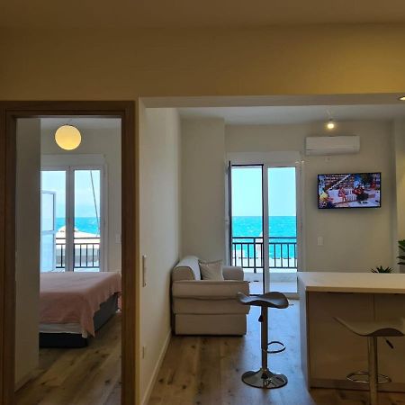 Appartamento Grace Seaside Loutráki Esterno foto