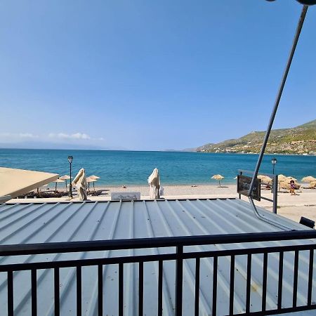 Appartamento Grace Seaside Loutráki Esterno foto