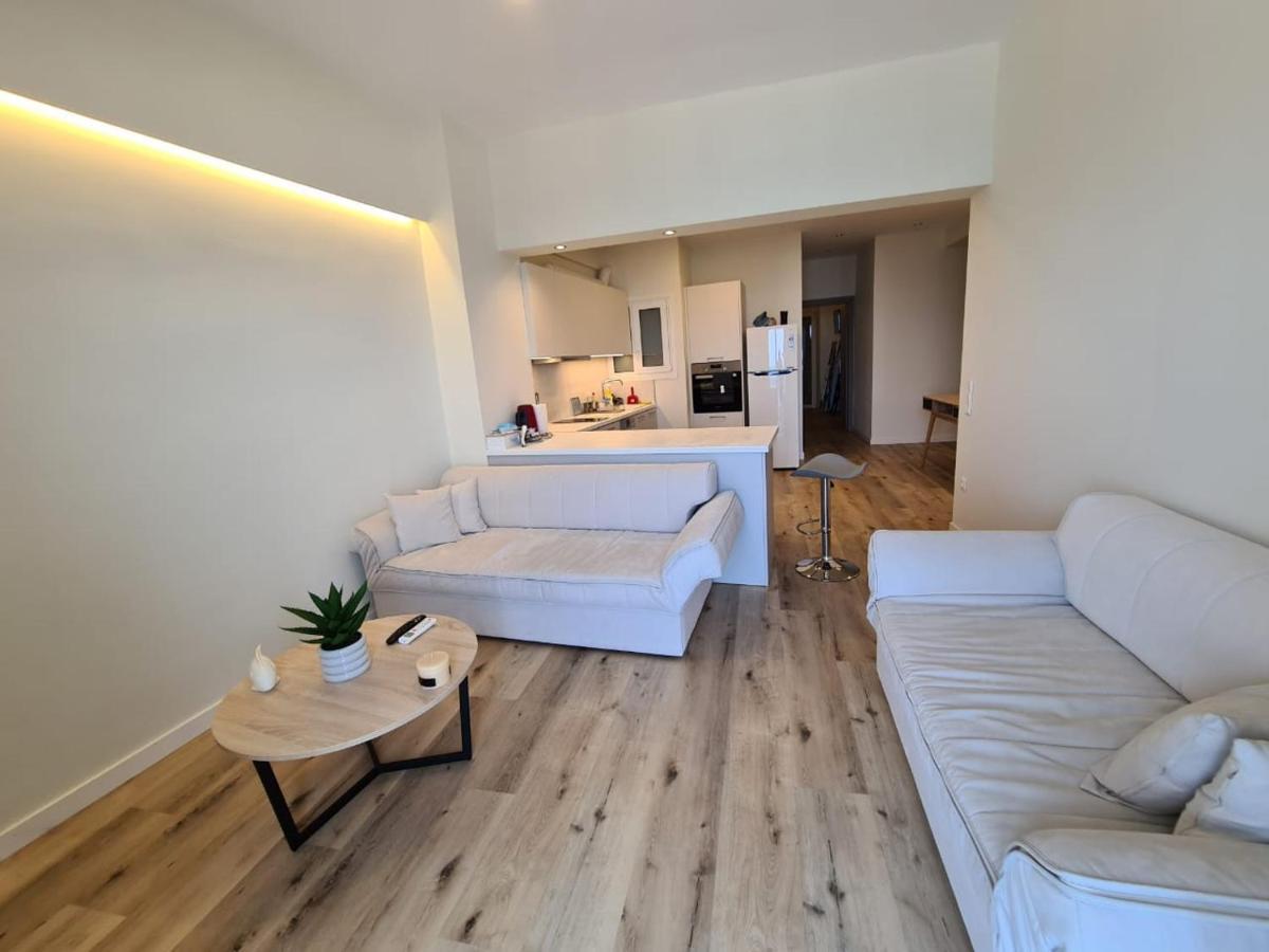 Appartamento Grace Seaside Loutráki Esterno foto