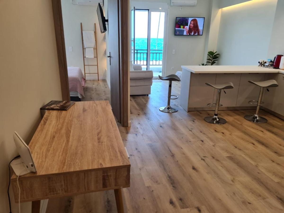 Appartamento Grace Seaside Loutráki Esterno foto