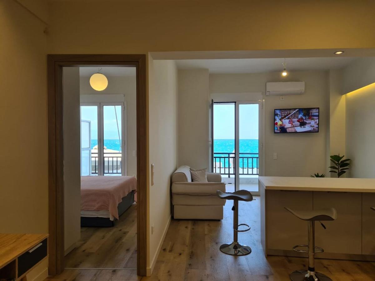 Appartamento Grace Seaside Loutráki Esterno foto