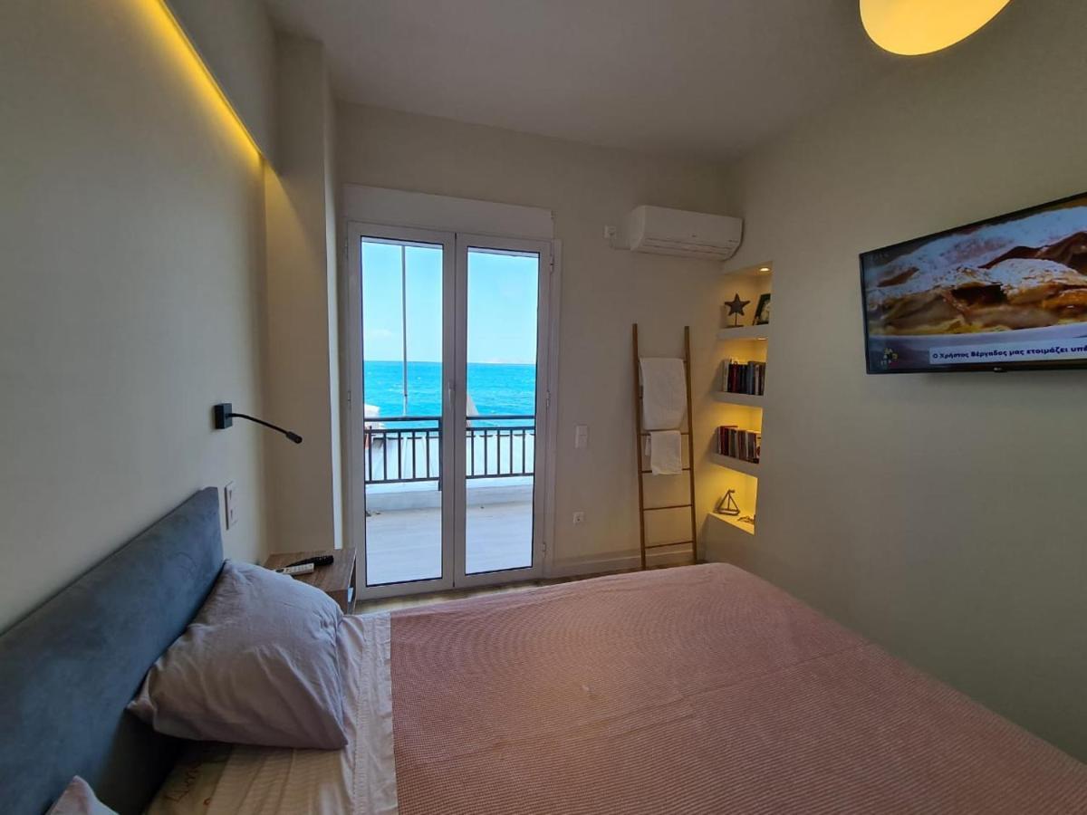 Appartamento Grace Seaside Loutráki Esterno foto