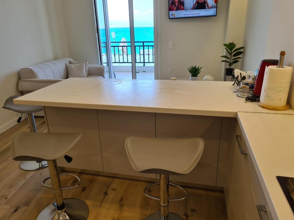 Appartamento Grace Seaside Loutráki Esterno foto