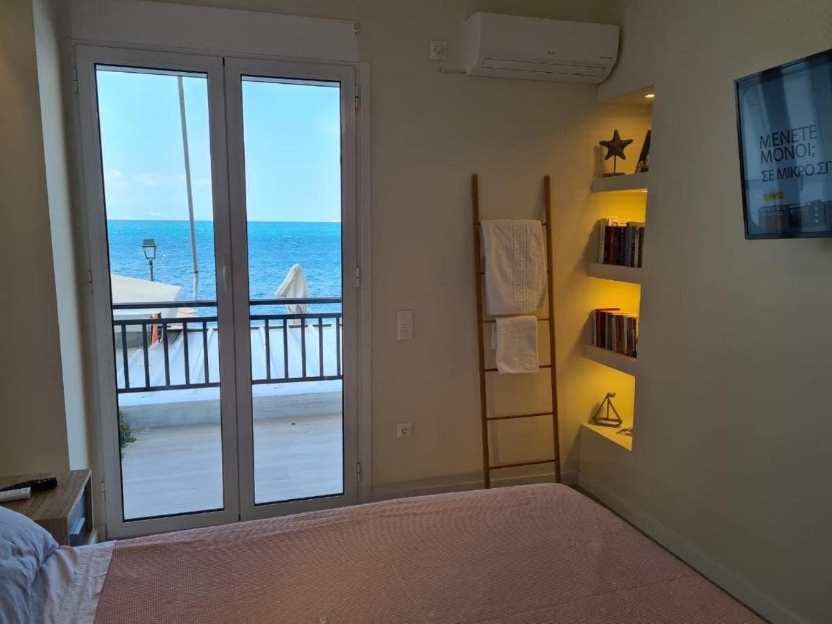 Appartamento Grace Seaside Loutráki Esterno foto